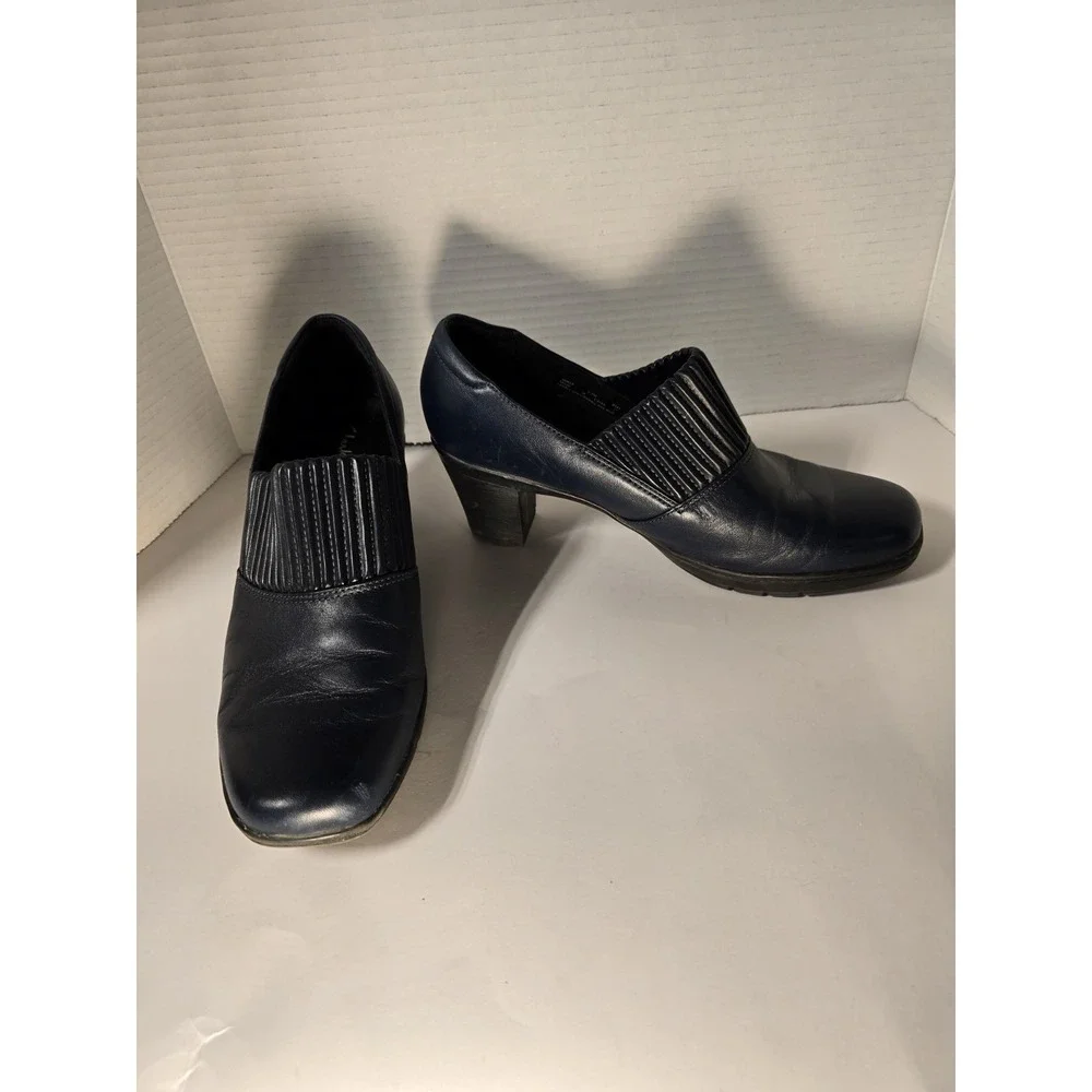 Clarks Bendables Thoughtful Q Leather Pleated Vamp Shooties Womens Size 9.5 Blue